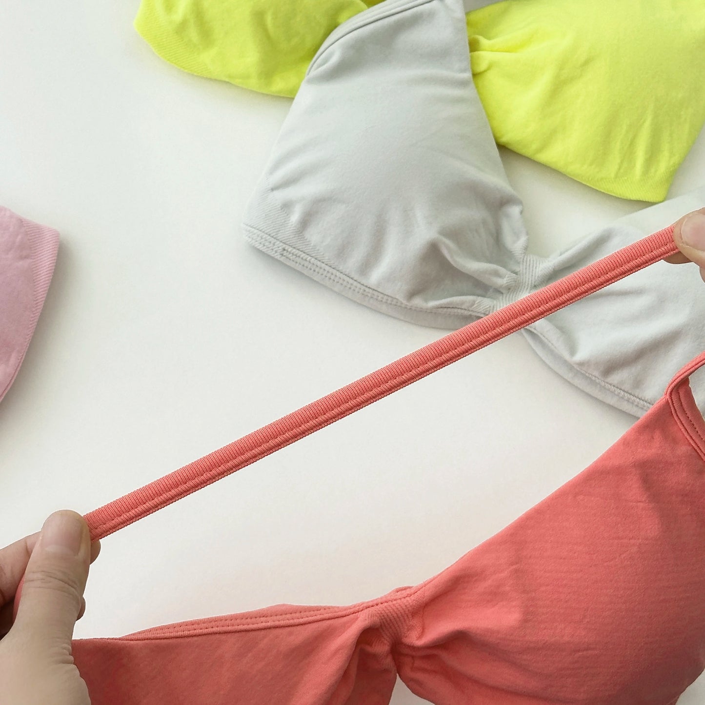 Impact Sports Bra Strappy Backless Yoga Gym Bra Removable Cups Women Workout Clothing Gym Top Halter Sport Bras