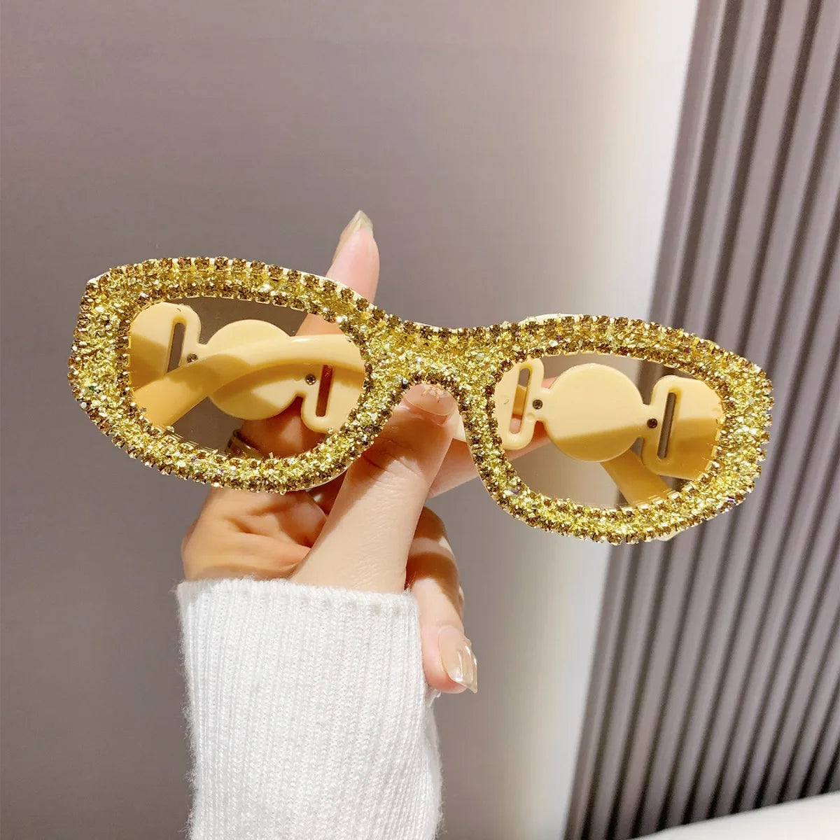 Fashion Square Sunglasses for Women Rectangle Brand Shades Sun Glasses Bling Diamond Eyeglasses Uv400 Glittering Accessories