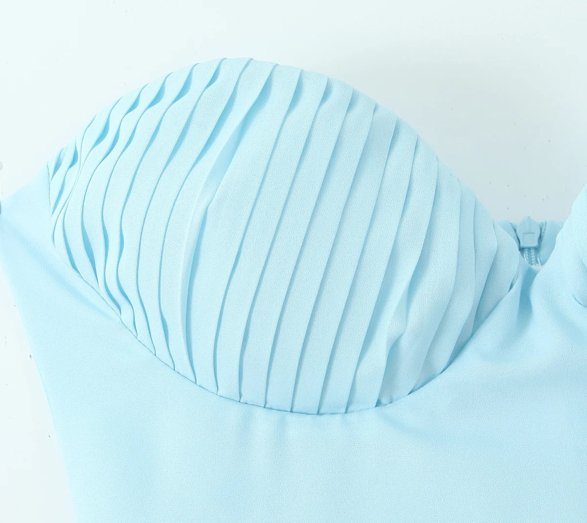 Pure sexy French high-end tube top one-shoulder dress female long seaside holiday pleated skirt