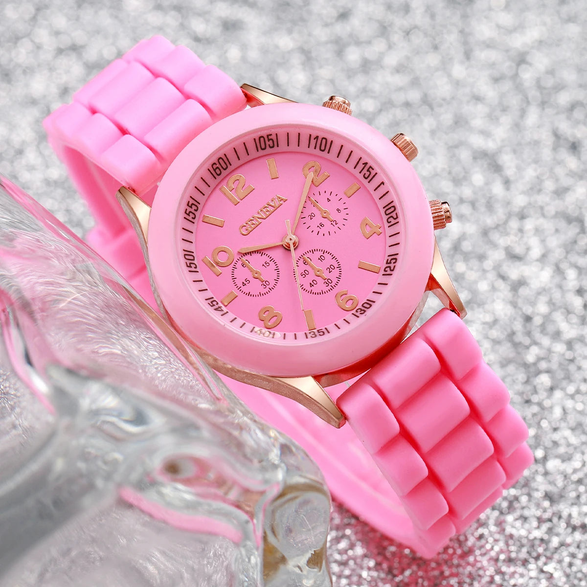 4PCs/Set Women Silicone Watch White Pink Red Black Colors Quartz Watch Set