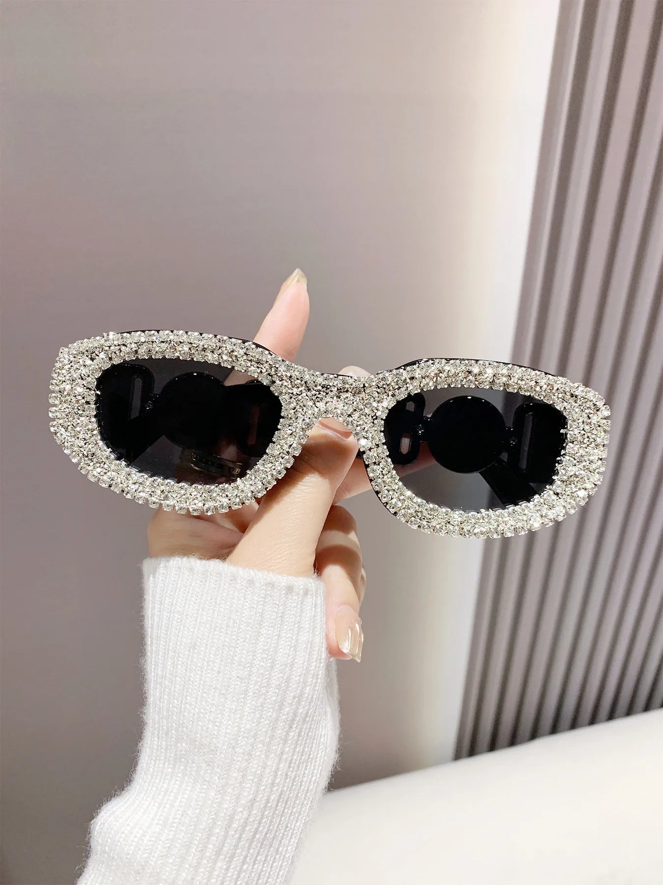 Fashion Square Sunglasses for Women Rectangle Brand Shades Sun Glasses Bling Diamond Eyeglasses Uv400 Glittering Accessories