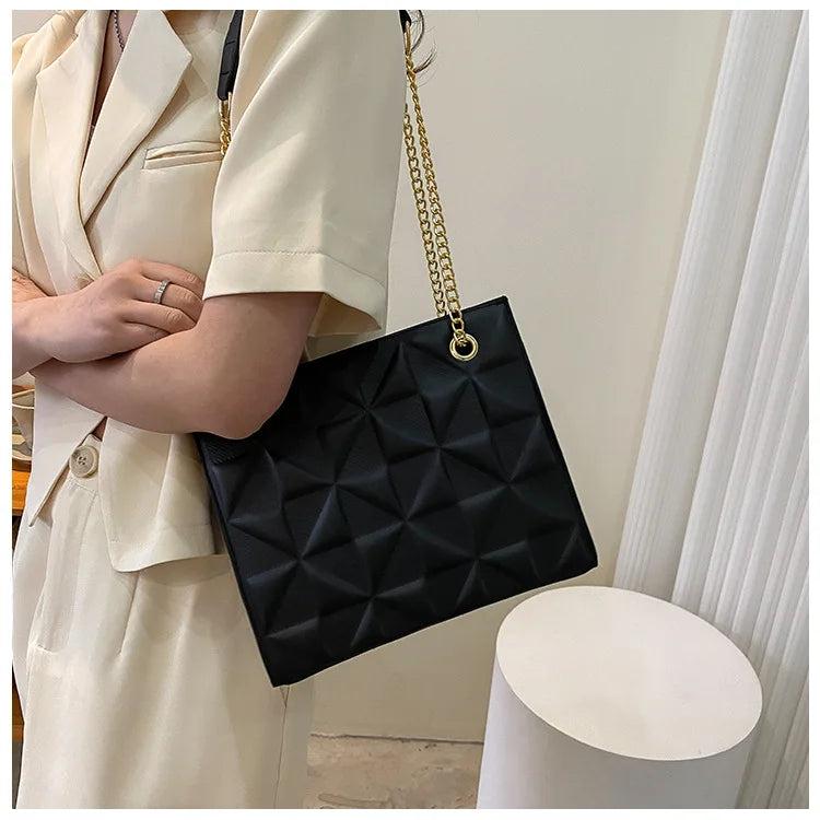 Ladies Fashion Large Capacity Chain Bag Retro Square Tote Bag Diamond Texture Shoulder Crossbody Daily Hundred Underarm Handbag
