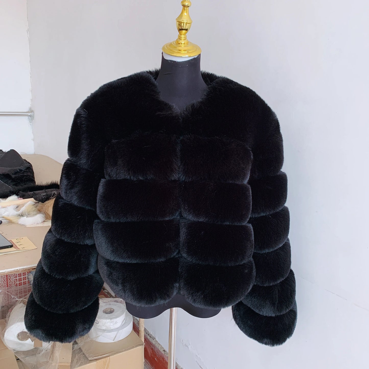 Damenmode Kunstpelzmantel superheiß Herbst Winter Damen kurze Kunstfuchsjacke flauschig hohe Qualität 7XL Damen Pelzmäntel