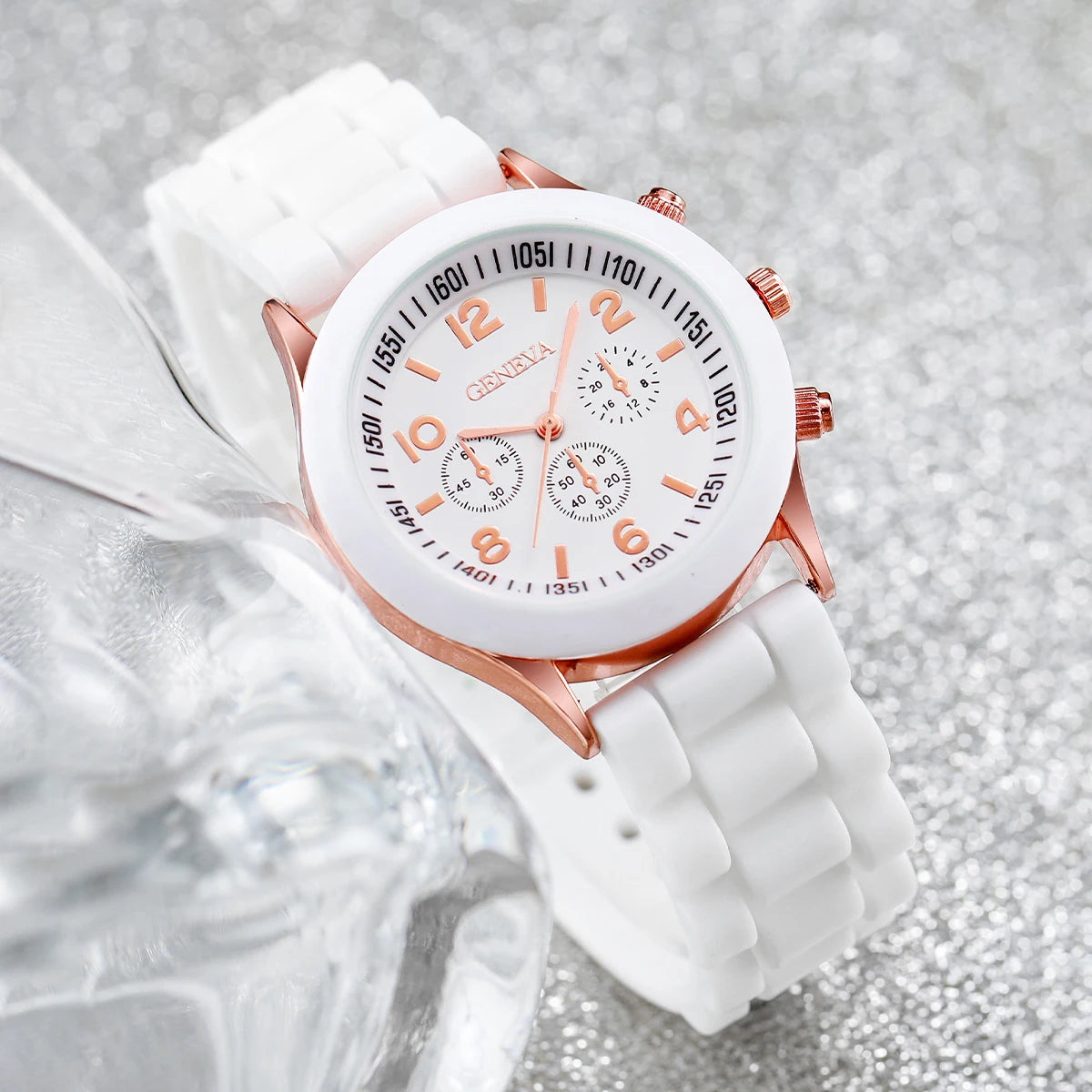 4PCs/Set Women Silicone Watch White Pink Red Black Colors Quartz Watch Set