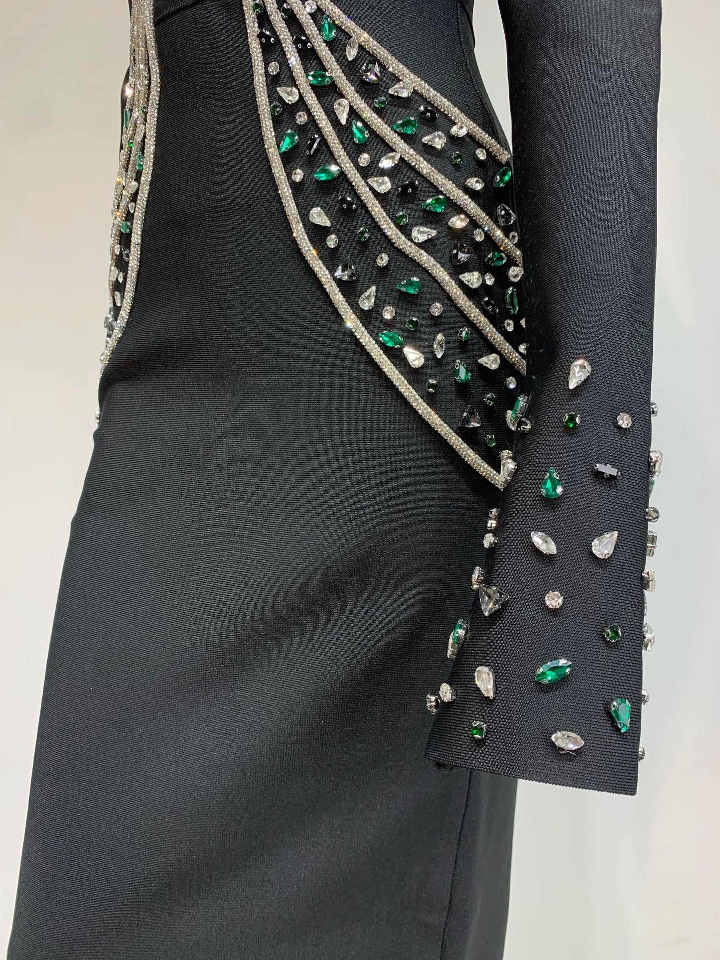 Women Celebrity Sexy Beading Crystal Diamonds Black White Maxi Long Bodycon Bandage Dress 2024 Elegant Evening Club Party Dress