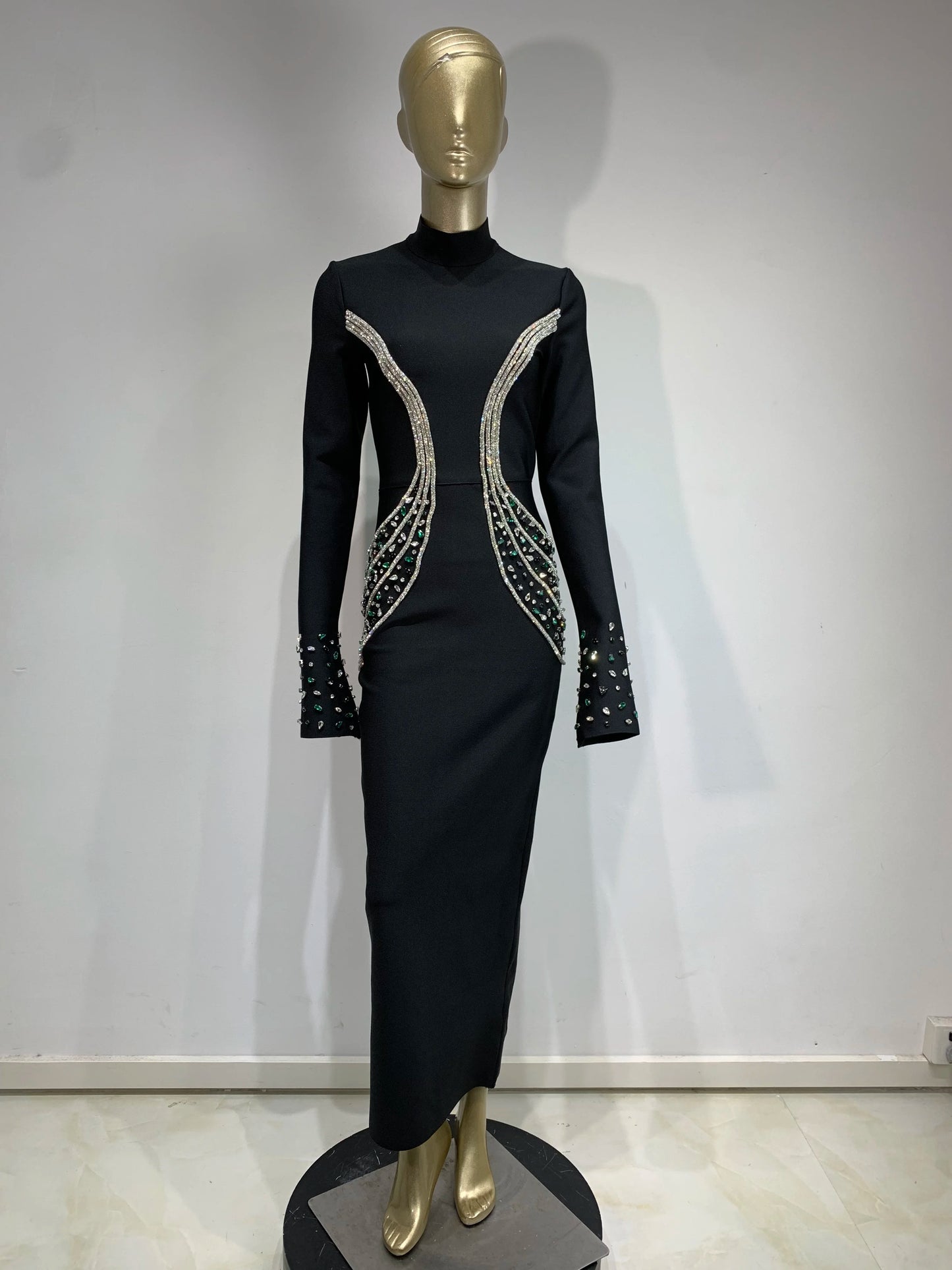 Women Celebrity Sexy Beading Crystal Diamonds Black White Maxi Long Bodycon Bandage Dress 2024 Elegant Evening Club Party Dress