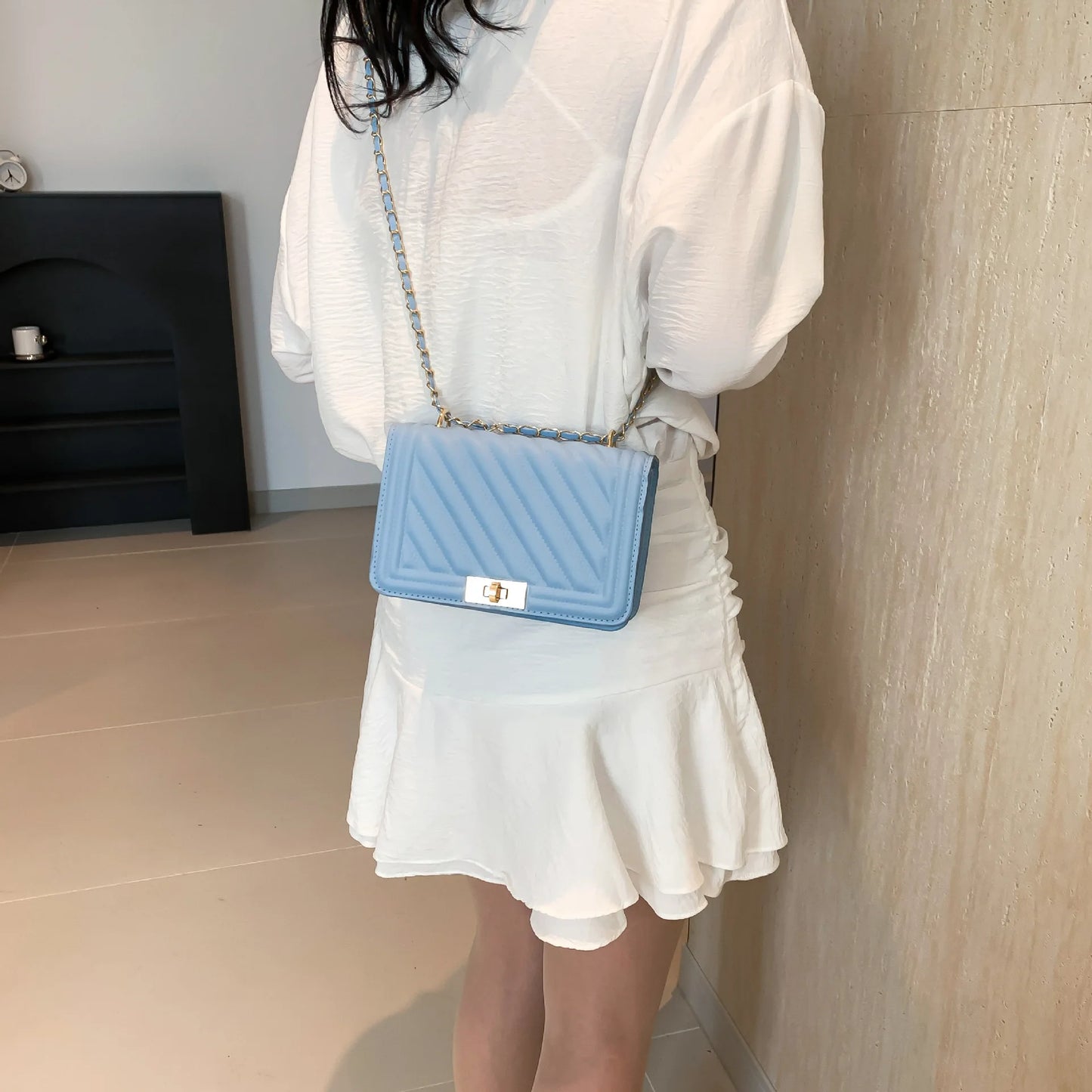 Fashionable Mini Quilted Embossed Chain Shoulder Bag Simple And Versatile Diagonal Crossbody Bag For Women Square Handbag