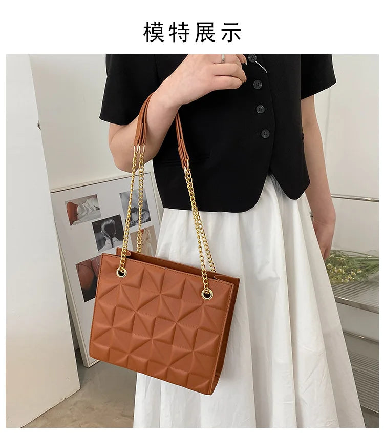 Ladies Fashion Large Capacity Chain Bag Retro Square Tote Bag Diamond Texture Shoulder Crossbody Daily Hundred Underarm Handbag
