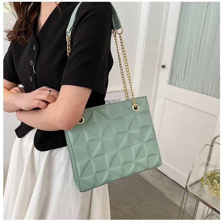 Ladies Fashion Large Capacity Chain Bag Retro Square Tote Bag Diamond Texture Shoulder Crossbody Daily Hundred Underarm Handbag