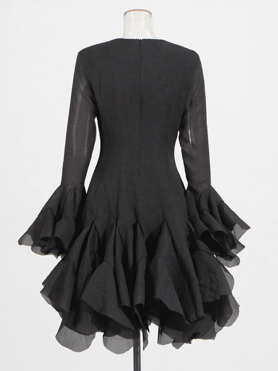 TWOTWINSTYLE Women's Dress Irregular Pleated Patchwork Fashion Long Lantern Sleeve Waist Cinching Mini Dresses 2024 New Clothing