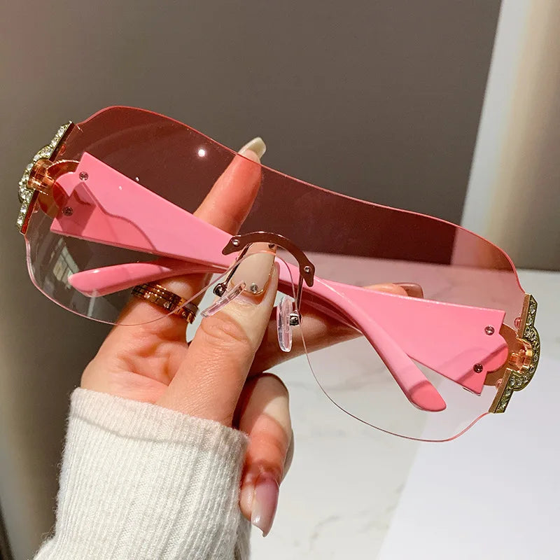 New Women Fashion Y2k Sunglasses Women's Vintage Integrated Surround Sun Glasses Lady UV Protective Eyewear UV400 Oculos De Sol