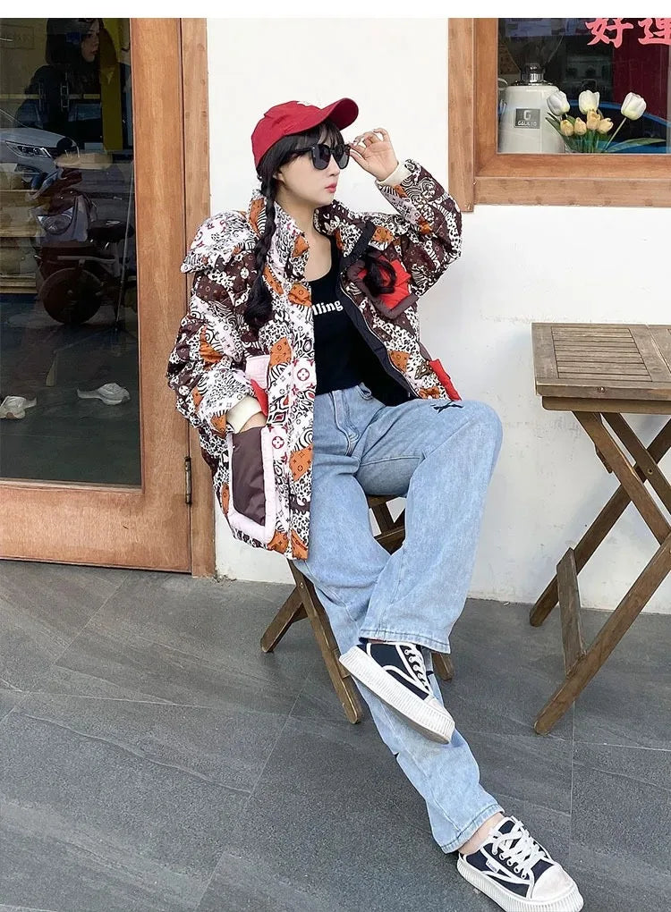 2023 European Station Winter New Down Jacket Women's Warm Fashion Short Color Patchwork Graffiti thick White Duck Down Coa