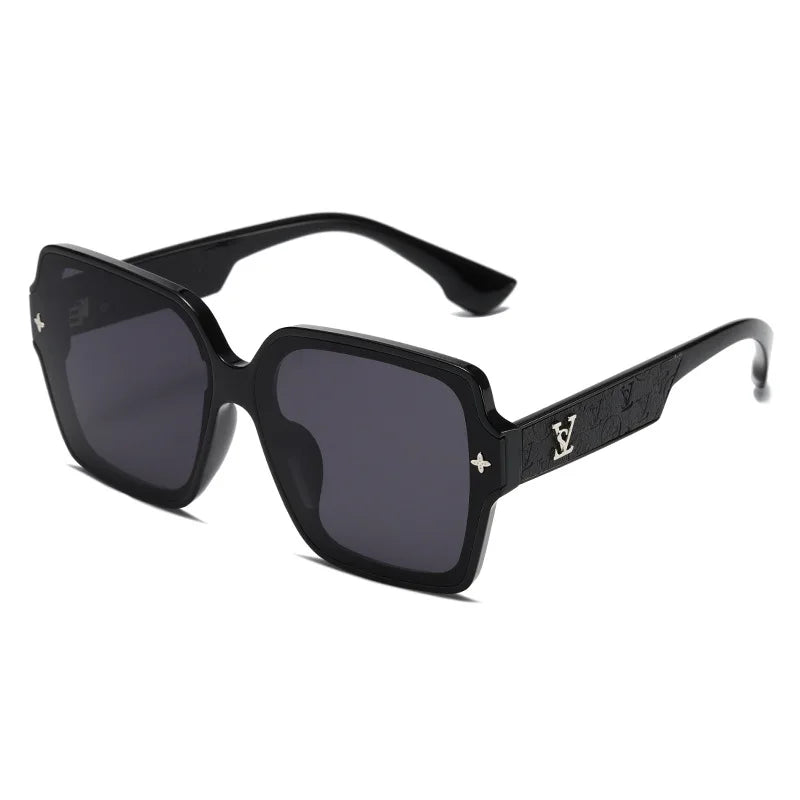 New fashion square frame sunglasses for women luxury sunglasses UV protection large frame all-match glasses(DS-8052-1)