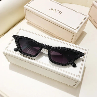 Fashion CAT EYE Rhinestone Bling Sunglasses Women Vintage Brand Luxury Small Frame Ladies Gradient Sun Glasses Oculos UV400