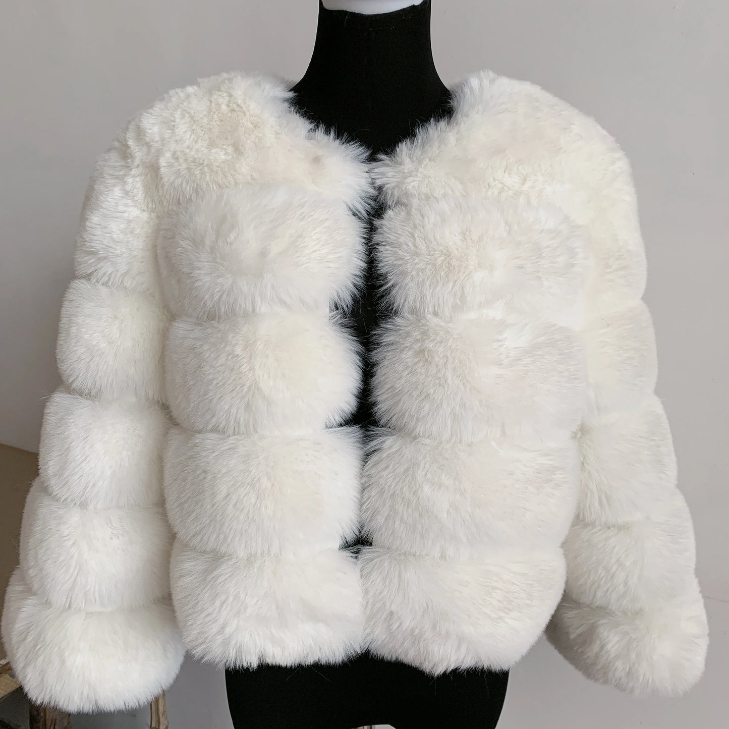 Damenmode Kunstpelzmantel superheiß Herbst Winter Damen kurze Kunstfuchsjacke flauschig hohe Qualität 7XL Damen Pelzmäntel