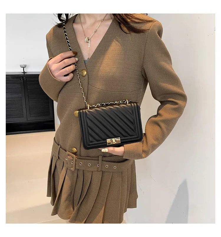 Fashionable Mini Quilted Embossed Chain Shoulder Bag Simple And Versatile Diagonal Crossbody Bag For Women Square Handbag