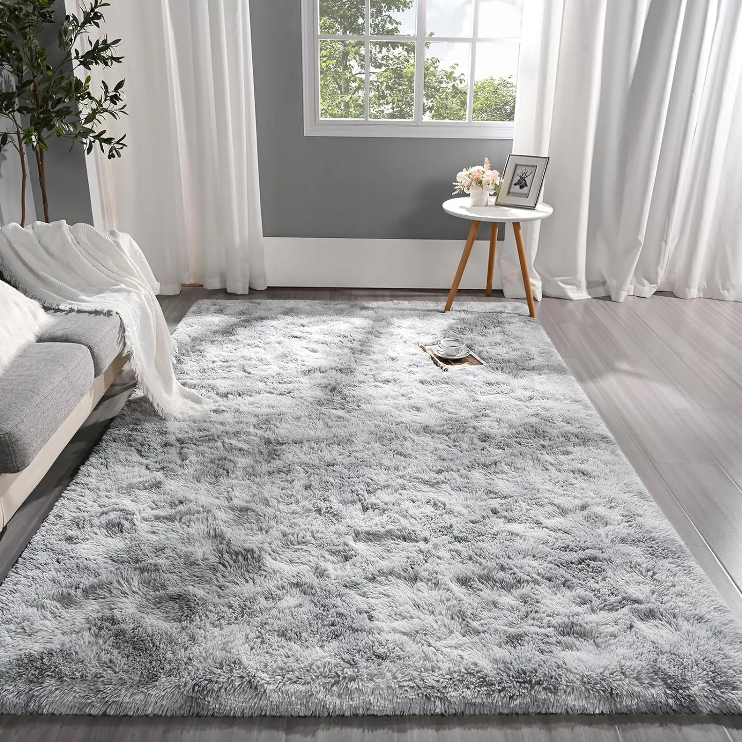 Fluffy Bedroom Rug Carpet Shaggy Fuzzy Rugs for Bedroom Thick Black Area Rugs for Living Room Rugs  for Girls Boys