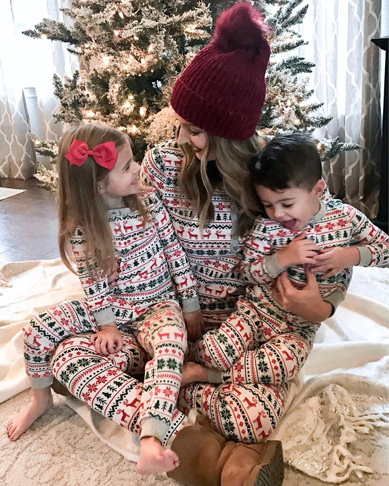 Christmas Family Matching Pajamas Set 2025 Mom Dad Kids Elk Print 2Pcs Clothes Baby Romper Family Look Soft Sleepwear Xmas Gift